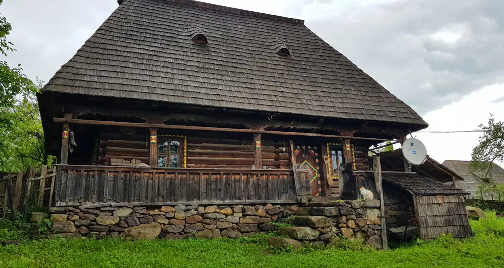 Casa de lemn autentica din satul Breb